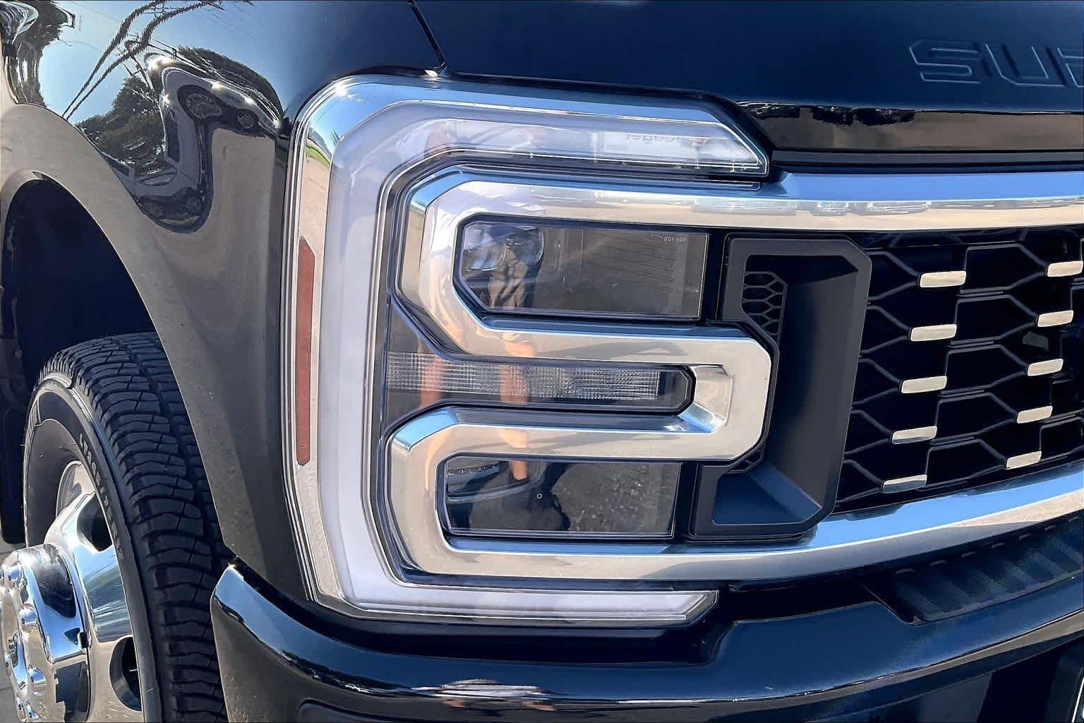 New 2026 Agate Black Metallic Ford F-350® Platinum® image 13