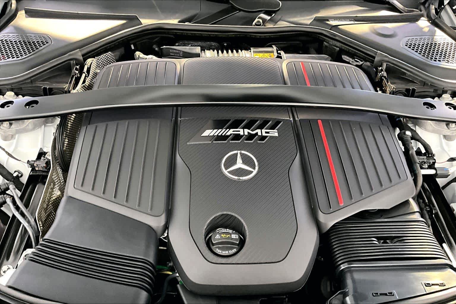 New 2027 MANUFAKTUR Moonlight White Magno Mercedes-Benz AMG® E 53 Hybrid image 14