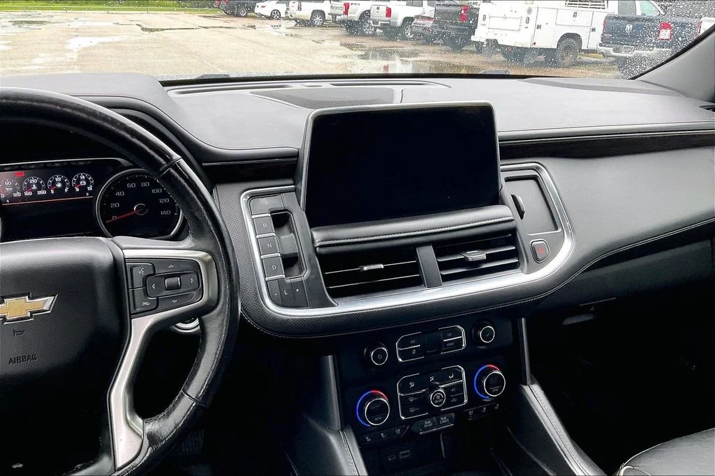 Used 2021 Gray Chevrolet Premier image 9