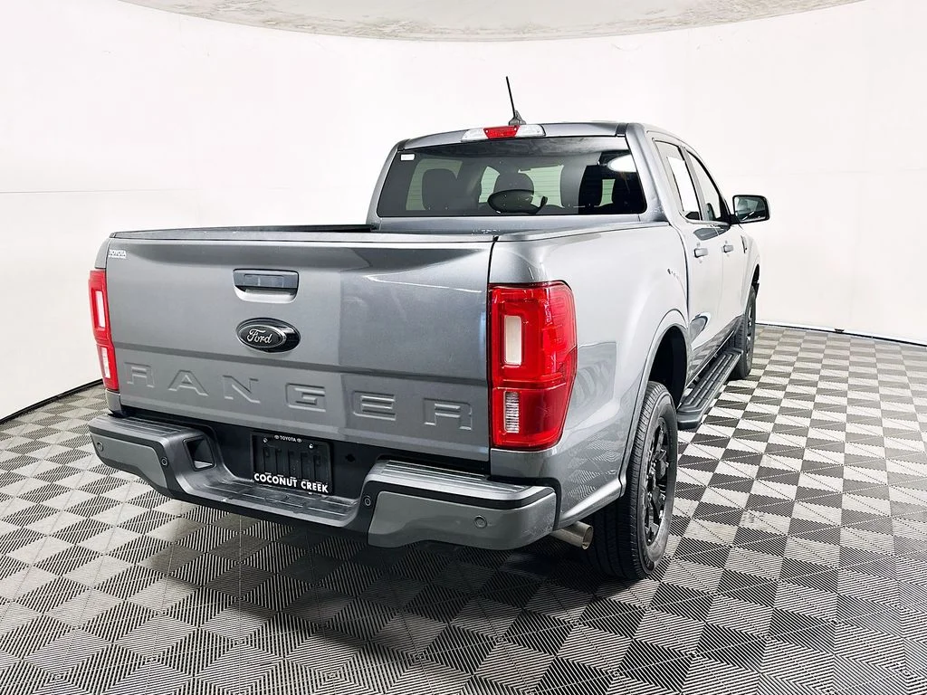 Used 2023 Gray Ford XLT image 3