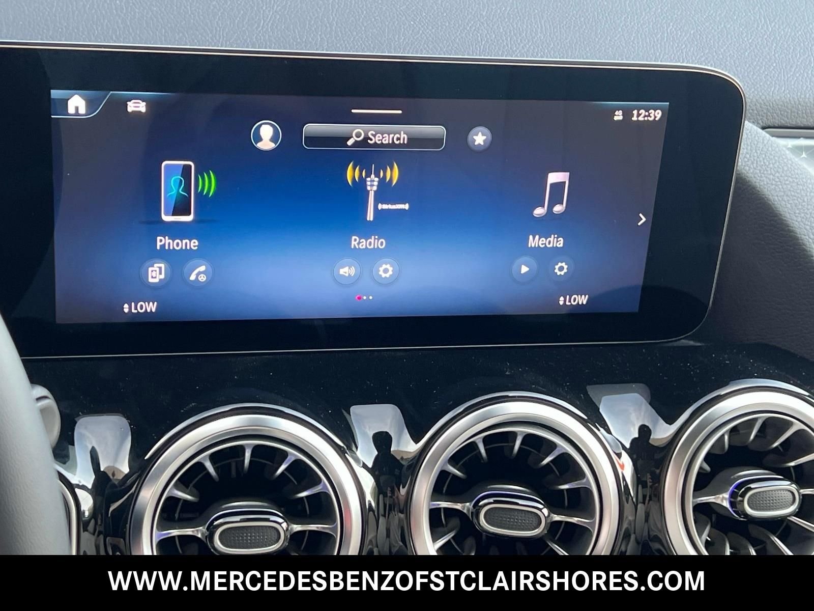 New 2026 Cirrus Silver Metallic Mercedes-Benz GLA 250 image 22