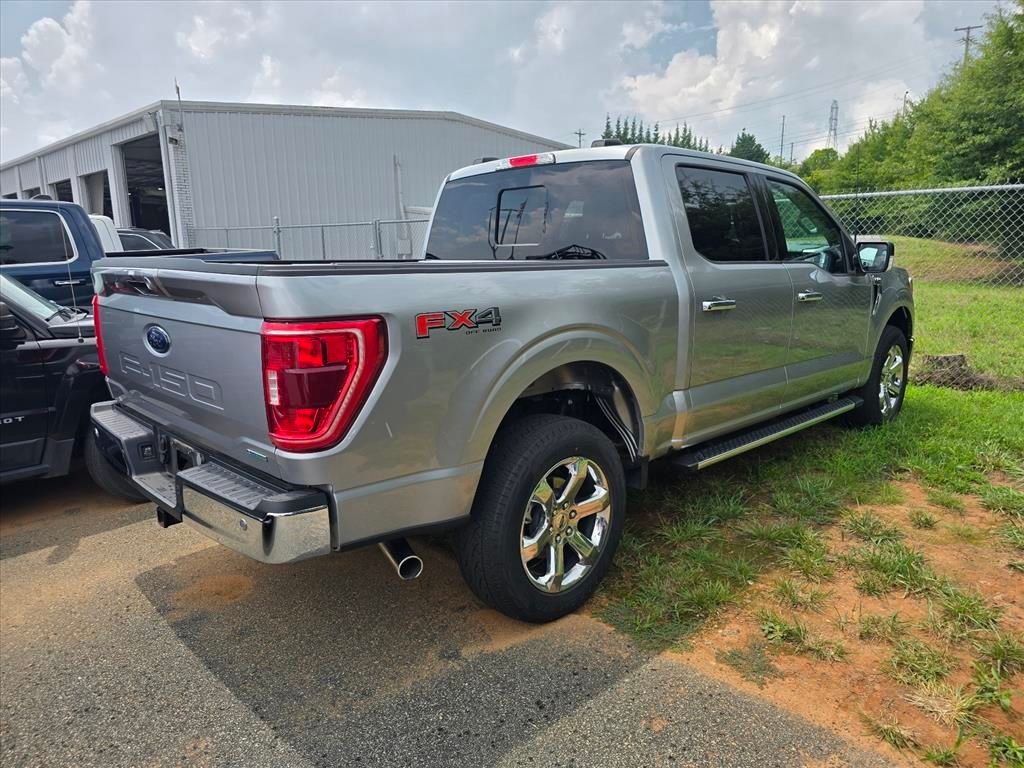 Used 2023 Silver Ford XLT image 9