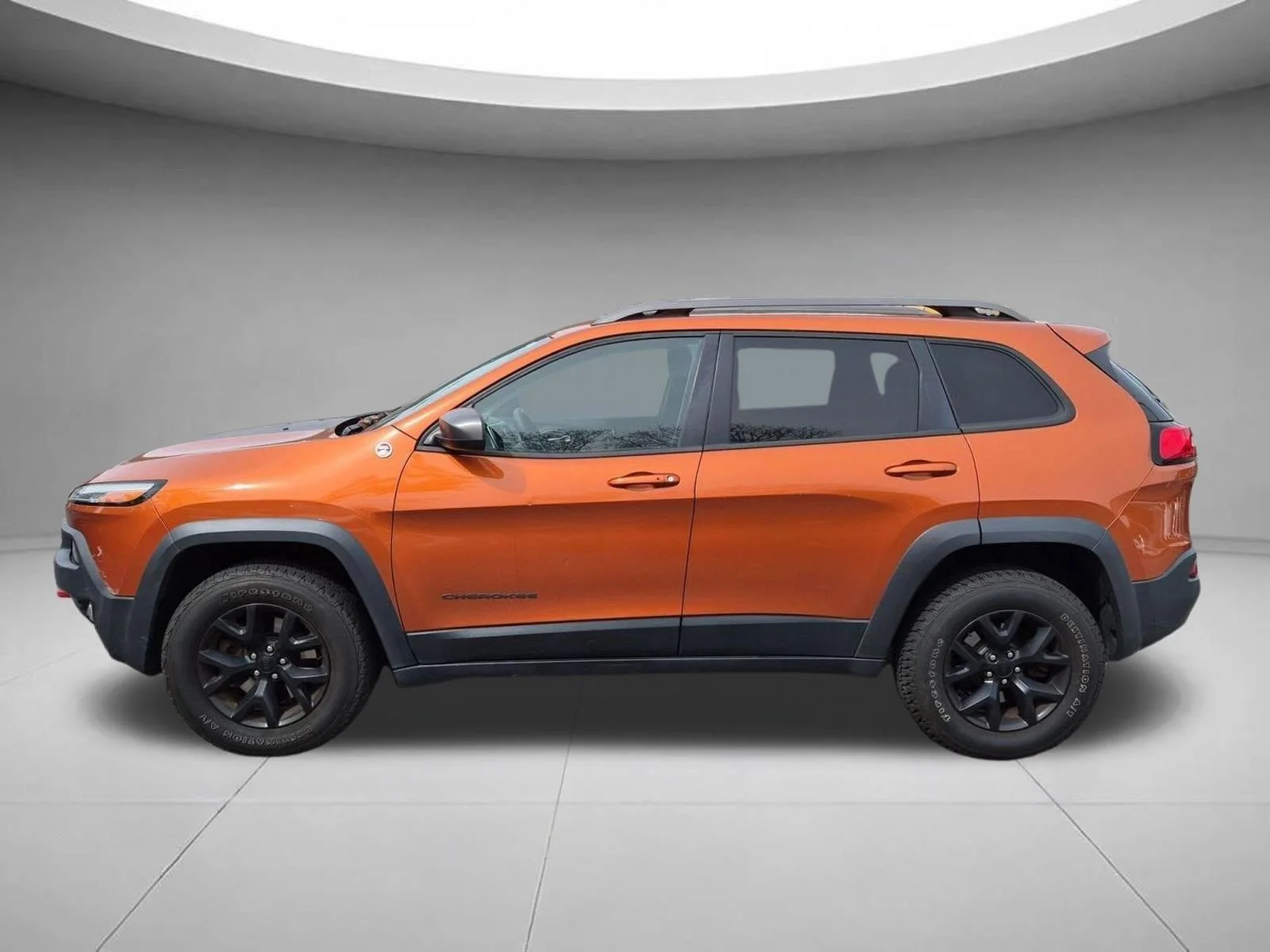 Used 2016 Jeep Cherokee Trailhawk with VIN 1C4PJMBS2GW215159 for sale in Fort Mill, SC