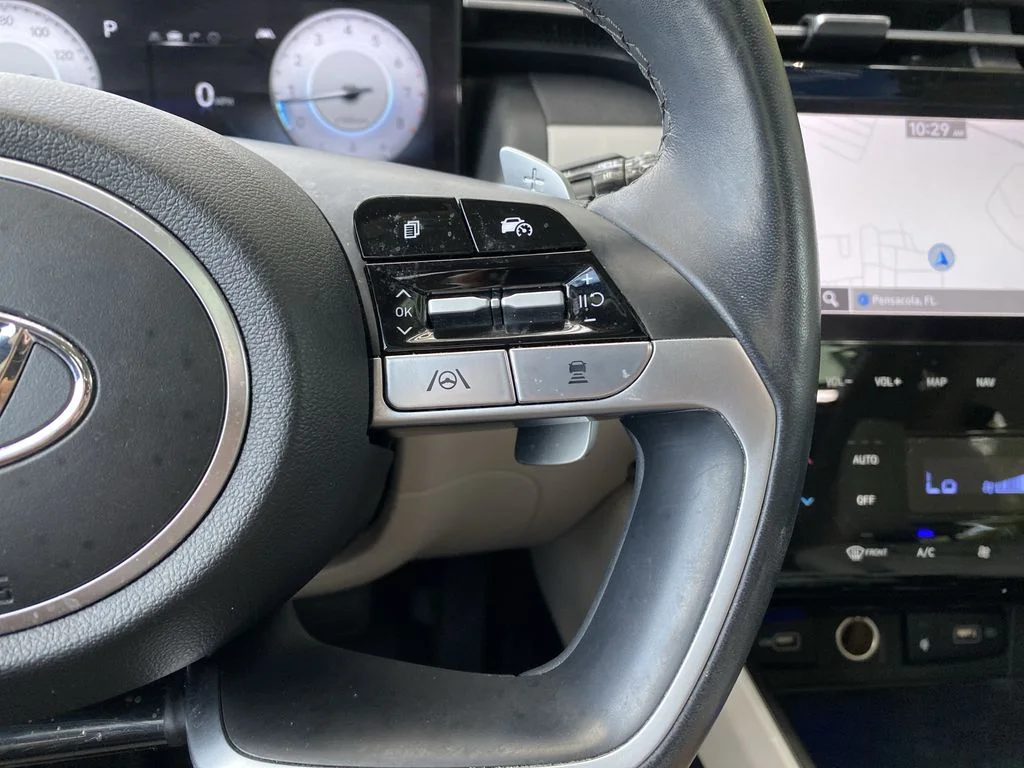 Used 2022 Amazon Gray Hyundai Limited image 21