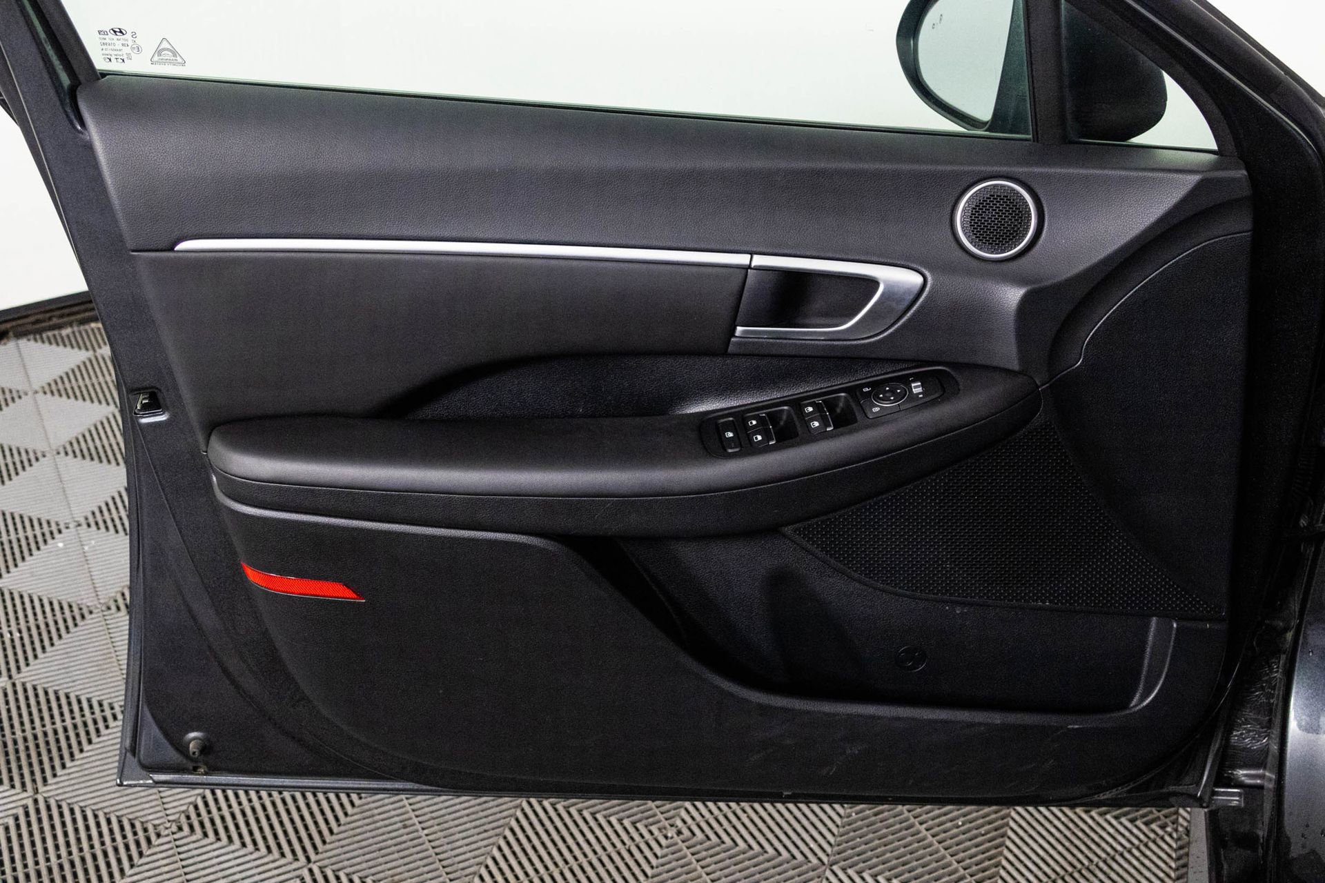 2022 HYUNDAI SONATA - Image 32