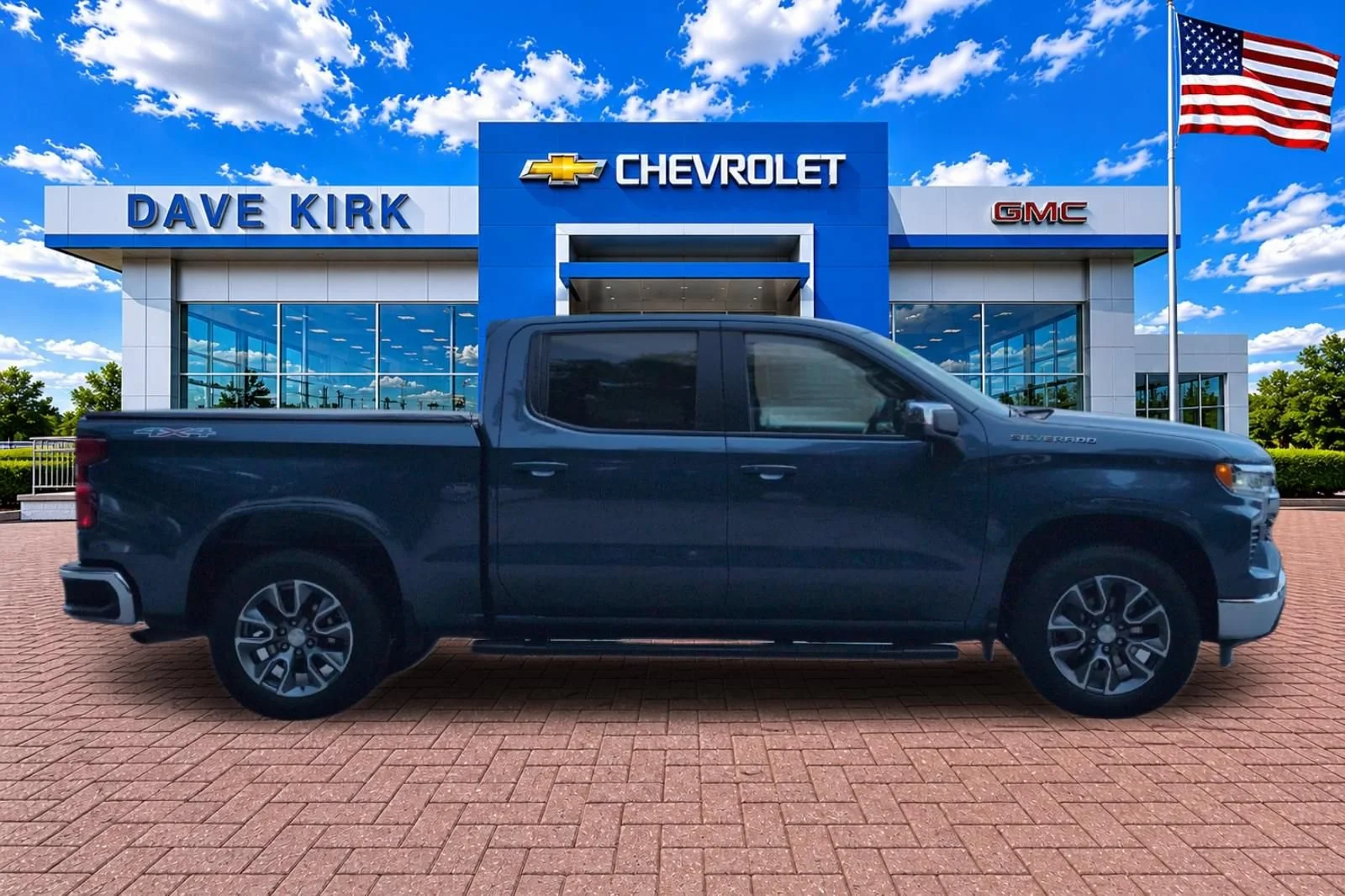 Used 2024 Lakeshore Blue Metallic Chevrolet LT (2FL) image 2