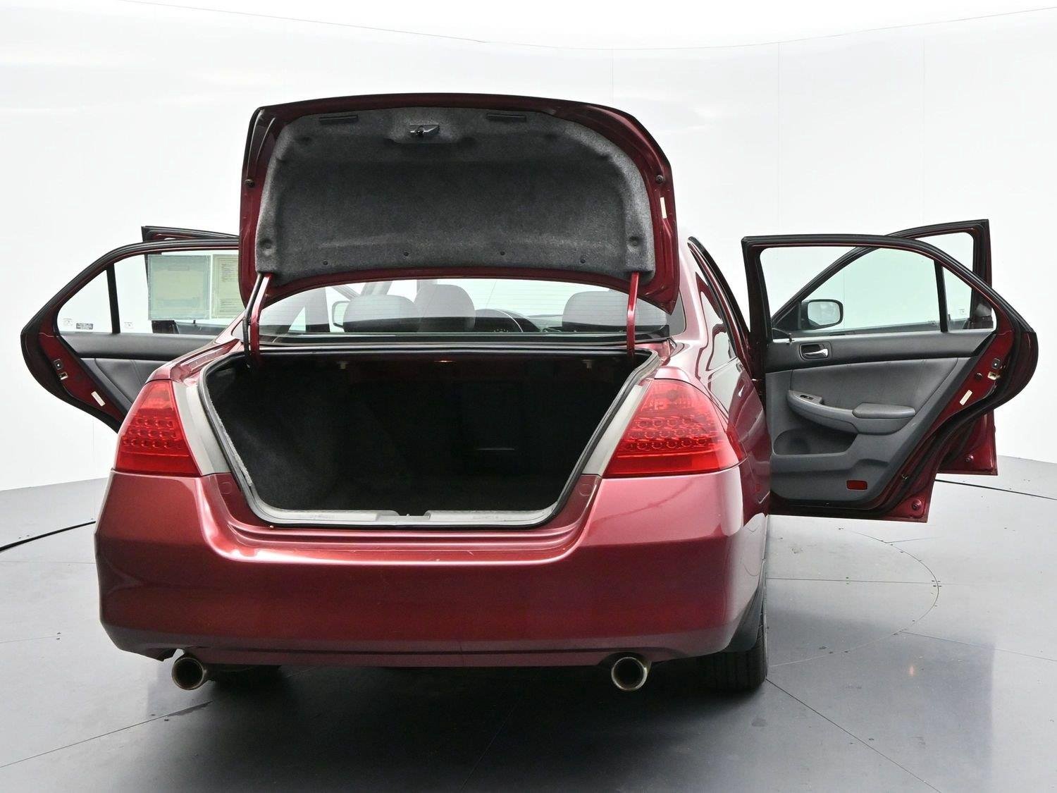 Used 2006 Red Honda EX-L V6 AT image 41