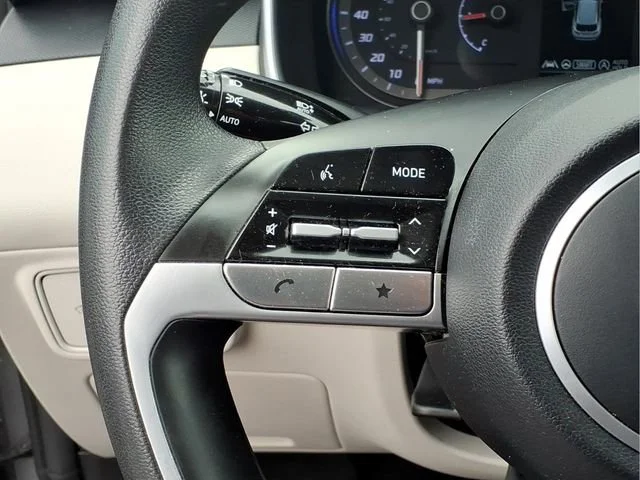 Used 2024  Hyundai SEL image 14