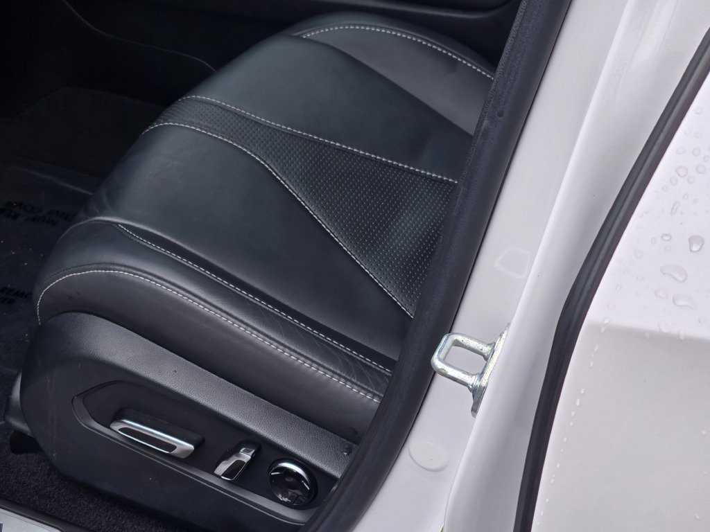Used 2024 Platinum White Acura Technology Package image 22