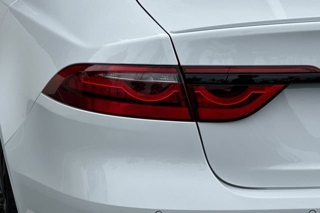2024 Jaguar XF R-Dynamic SE - Photo 25