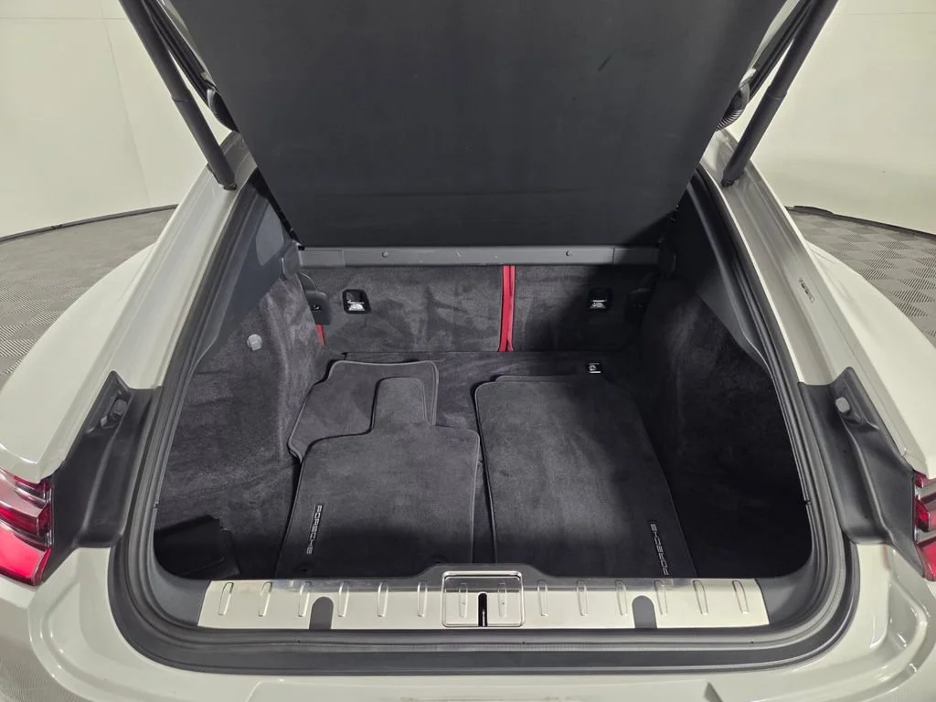 Used 2020 Chalk Porsche Turbo image 31