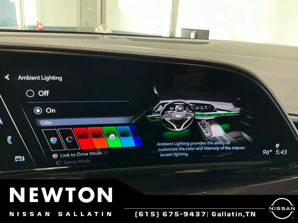 Used 2021 Crystal White Tricoat Cadillac Sport Platinum image 62