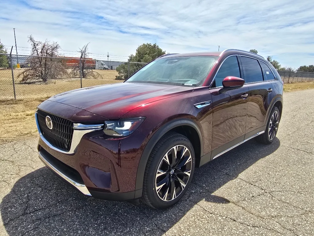 2026 Mazda CX-90 PHEV Premium Plus Package's photo