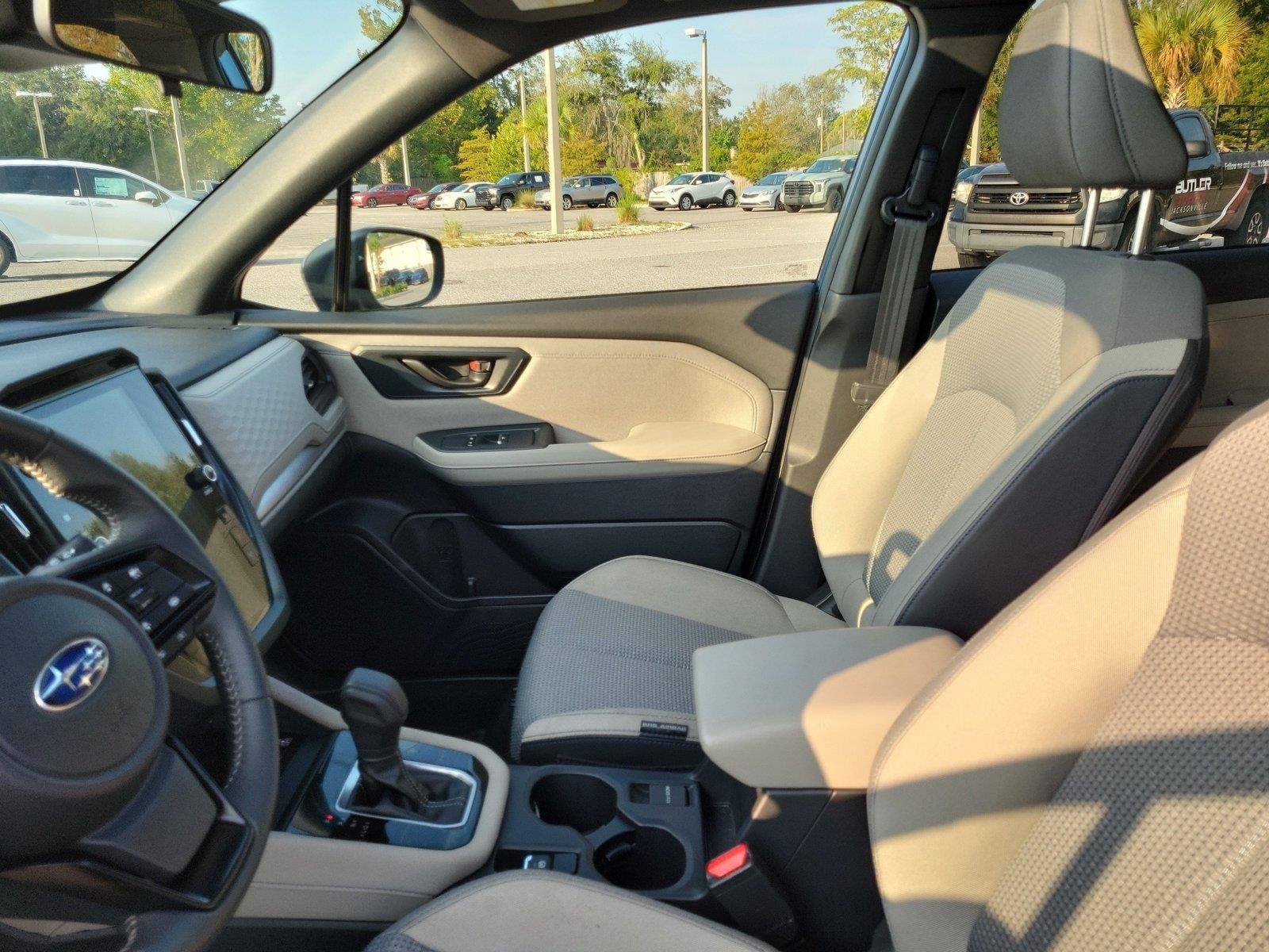 Used 2025 Horizon Blue Pearl Subaru Premium image 19