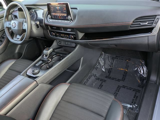 Used 2025 Boulder Gray Nissan Rock Creek image 28