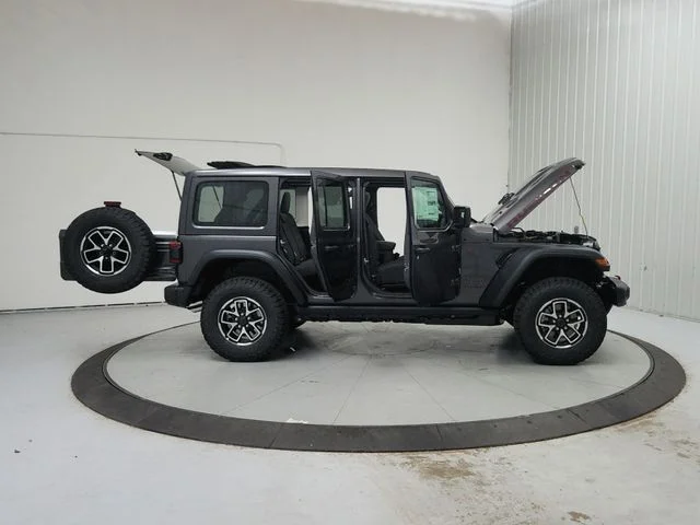 New 2026 Granite Crystal Metallic Clearcoat Jeep Rubicon image 16