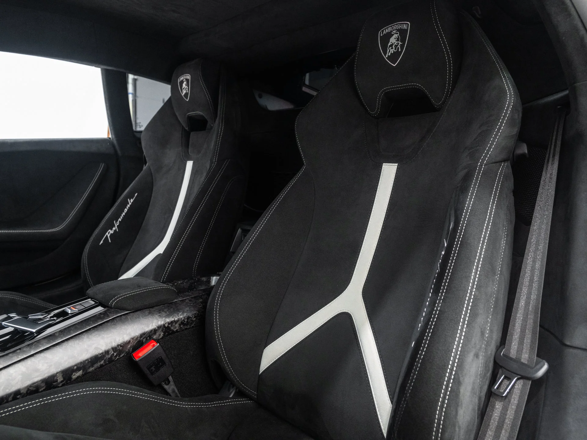 Used 2018 Grigio Titans Matt - AD PERSONAM Lamborghini Performante image 30