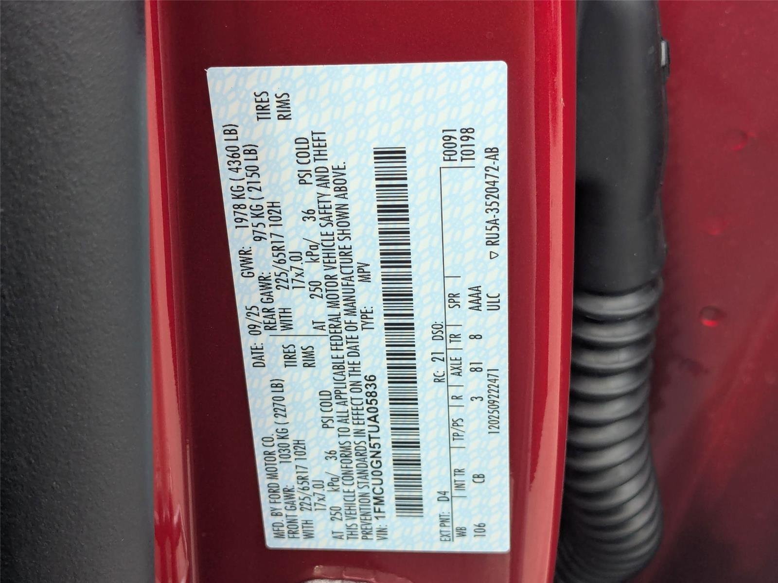 New 2026 Rapid Red Metallic Tinted Clearcoat Ford Active® image 34