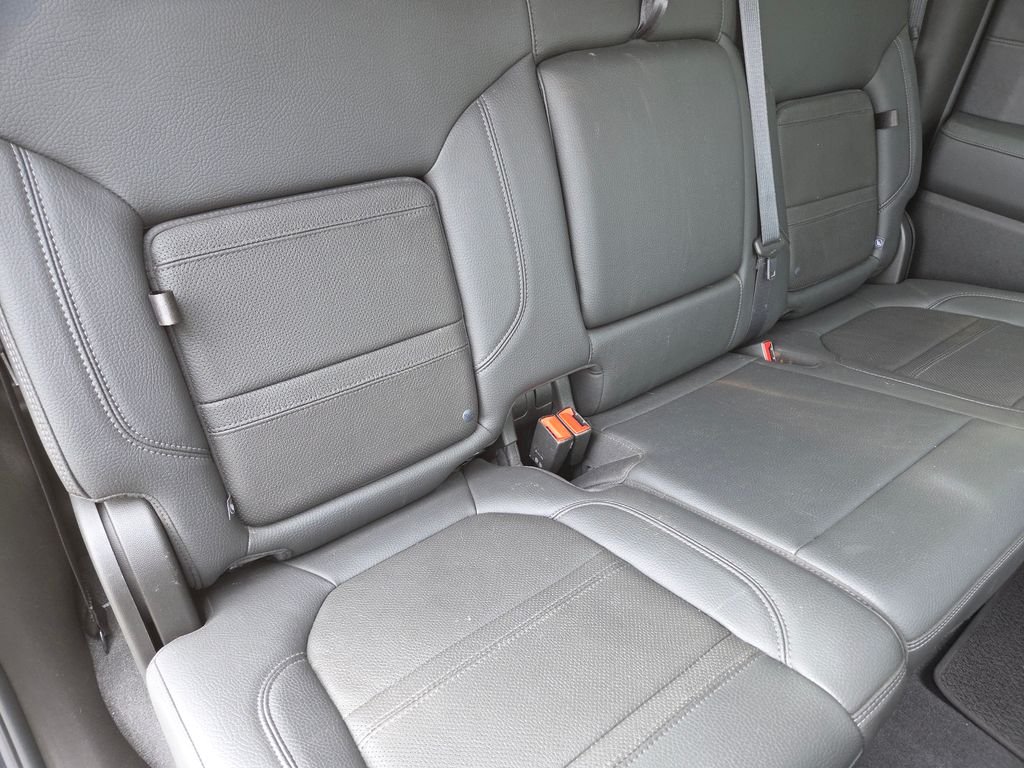 Used 2021 Green GMC Denali image 20