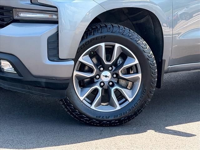 Used 2022 Gray Chevrolet RST image 27