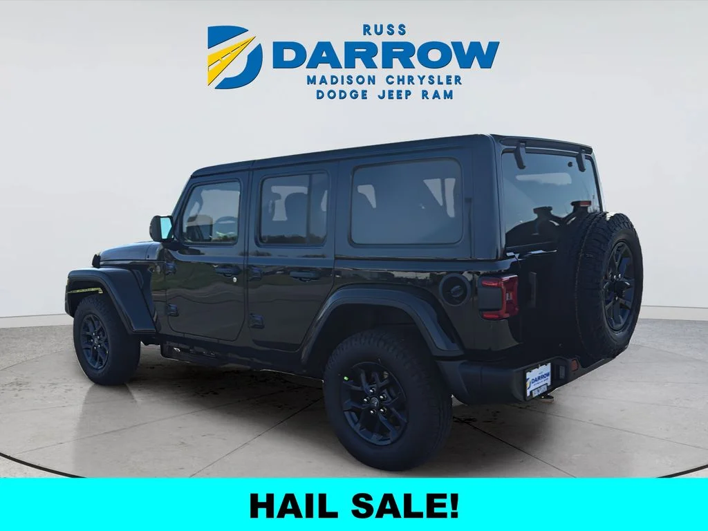 New 2026 Black Clear-Coat Exterior Paint Jeep  image 3