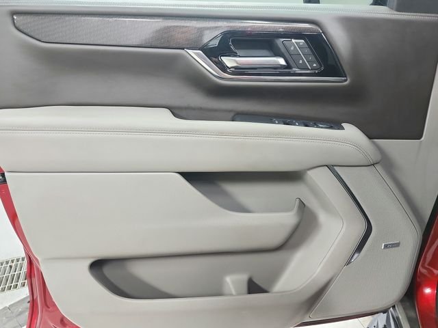 Used 2025 Red GMC Elevation image 34