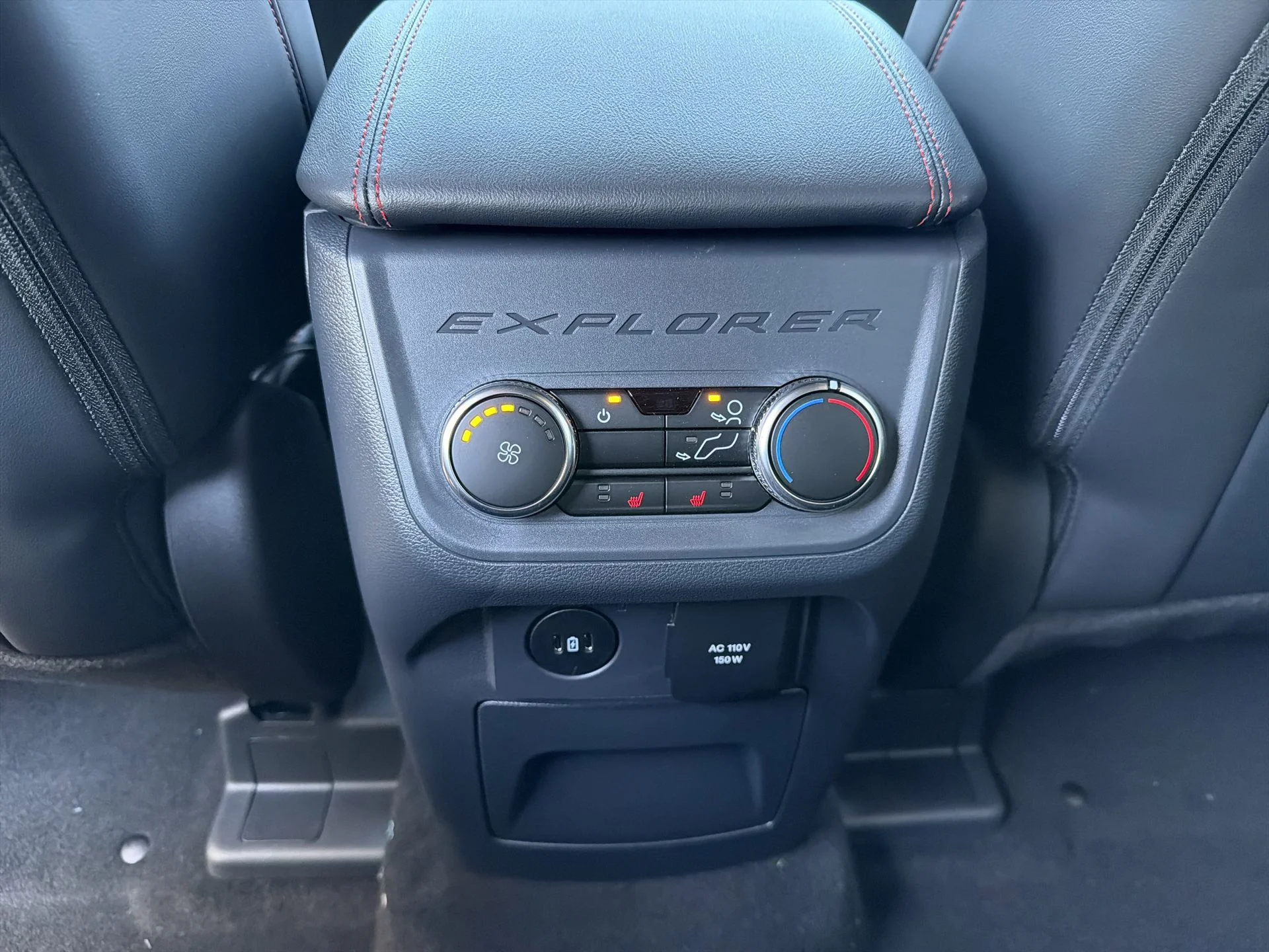 New 2026 Agate Black Metallic Ford ST image 4