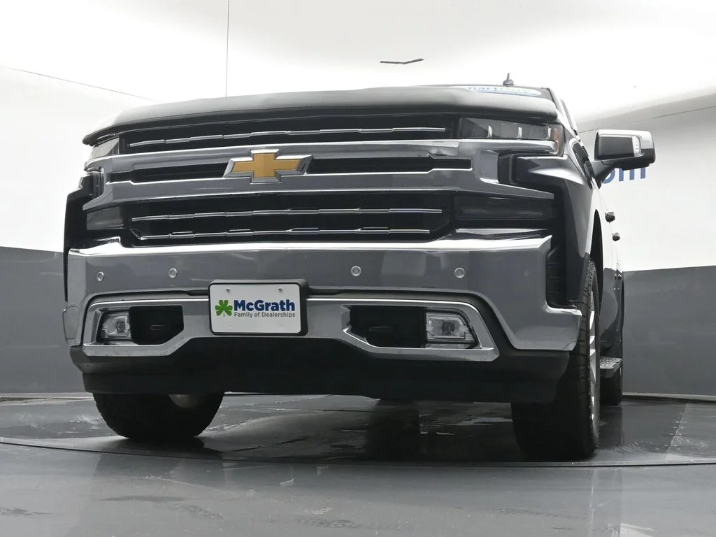 Used 2021 Gray Chevrolet LTZ image 7