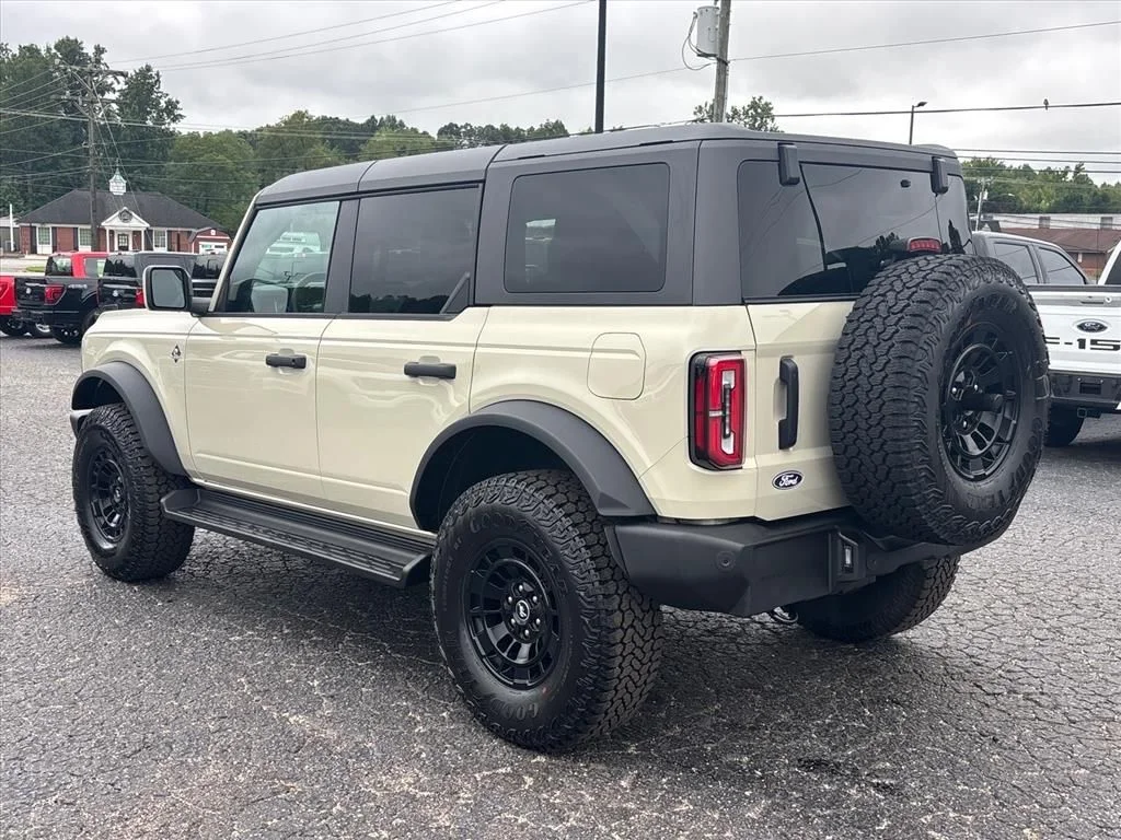 New 2026 Desert Sand Ford Outer Banks® image 5