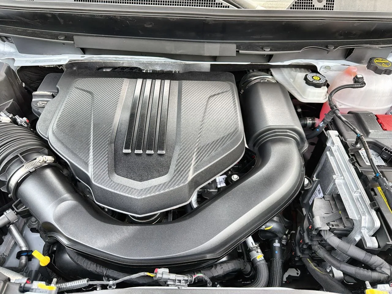 New 2026 Glacier White Tricoat GMC Denali image 25