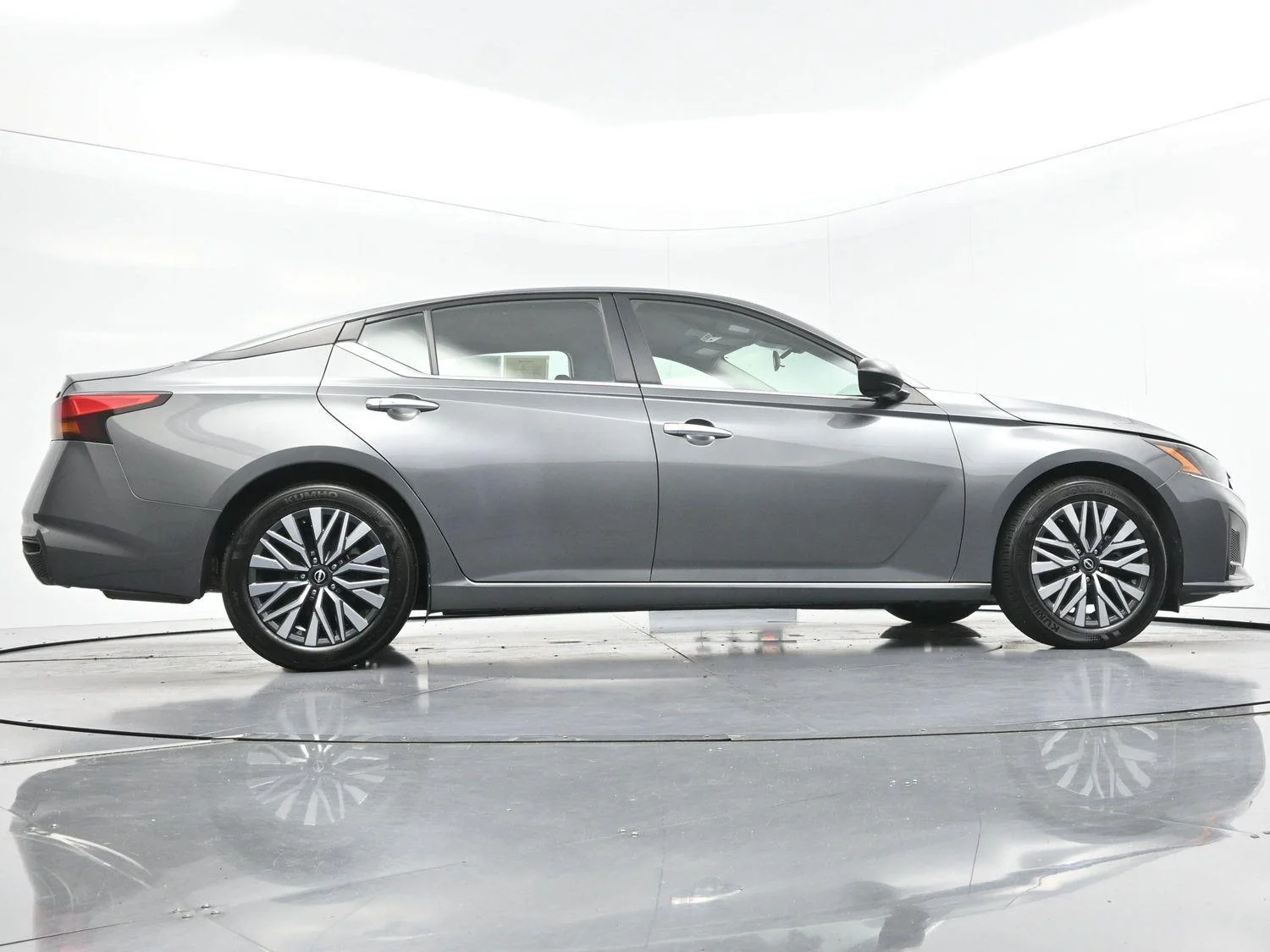 Used 2024 Gun Metallic Nissan 2.5 SV image 49