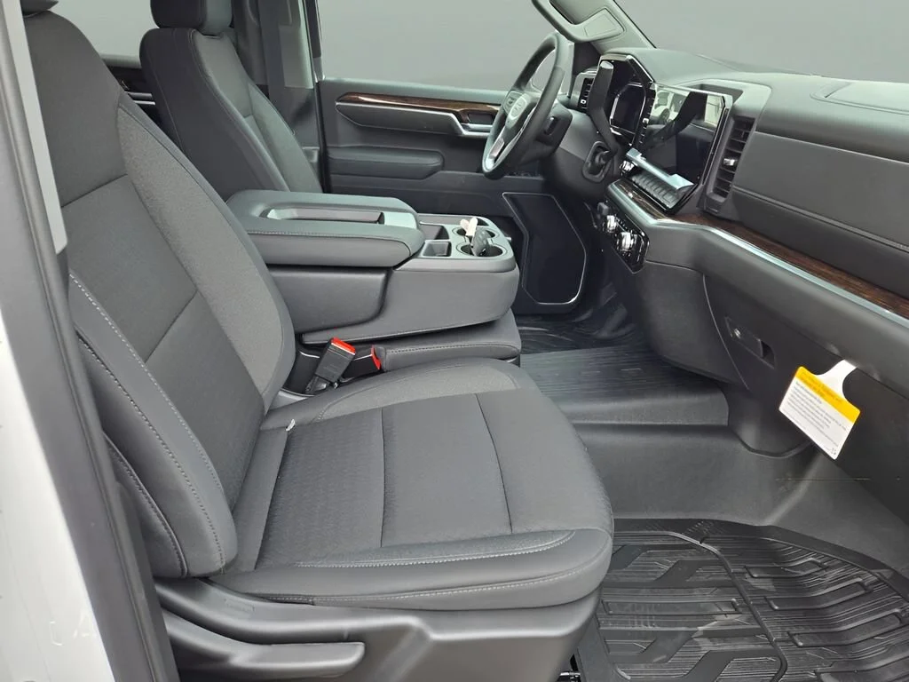 2026 GMC Sierra 1500 SLE - Photo 7