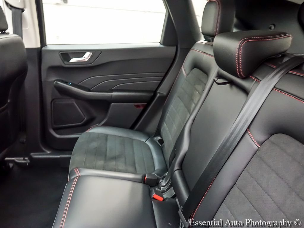 Certified Used 2022 Red Metallic Ford SEL image 14