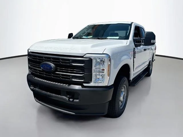 New 2026 Oxford White Ford F-250® XL image 32