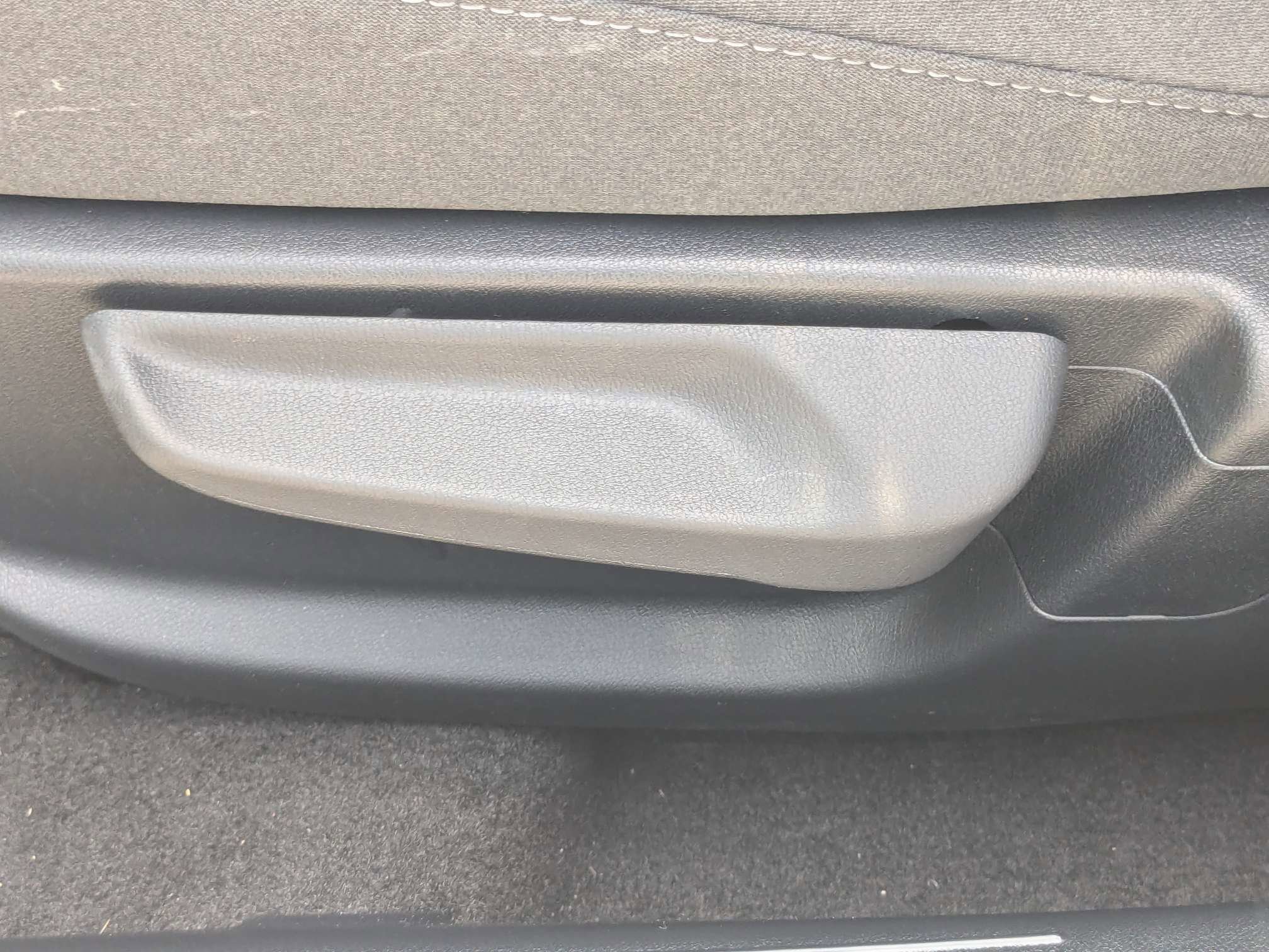 New 2026 Interstellar Gray Kia LXS image 21
