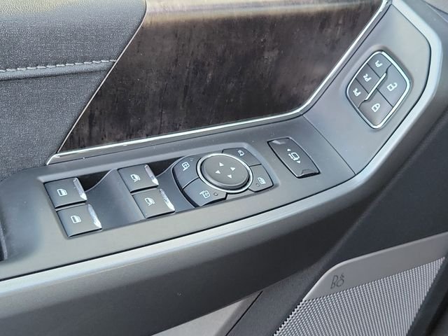 New 2026 Carbonized Gray Metallic Ford F-350® Lariat® image 18