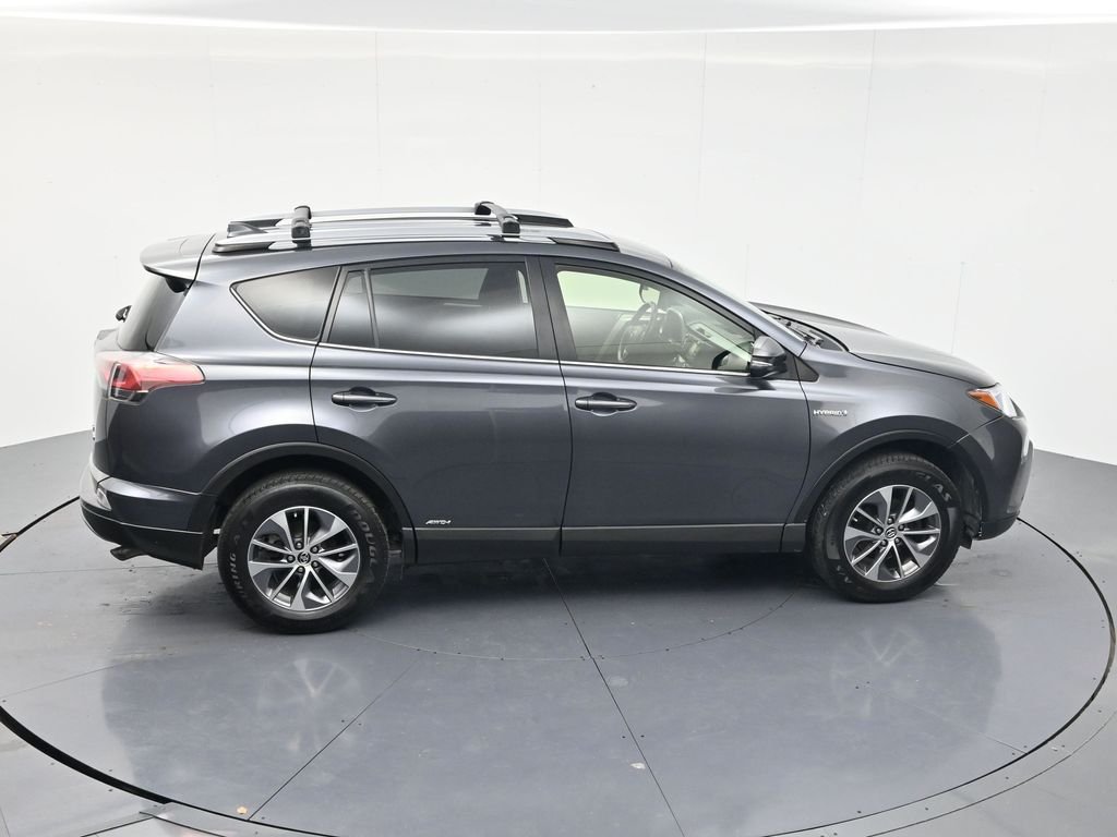 Used 2017 Magnetic Gray Metallic Toyota XLE image 39