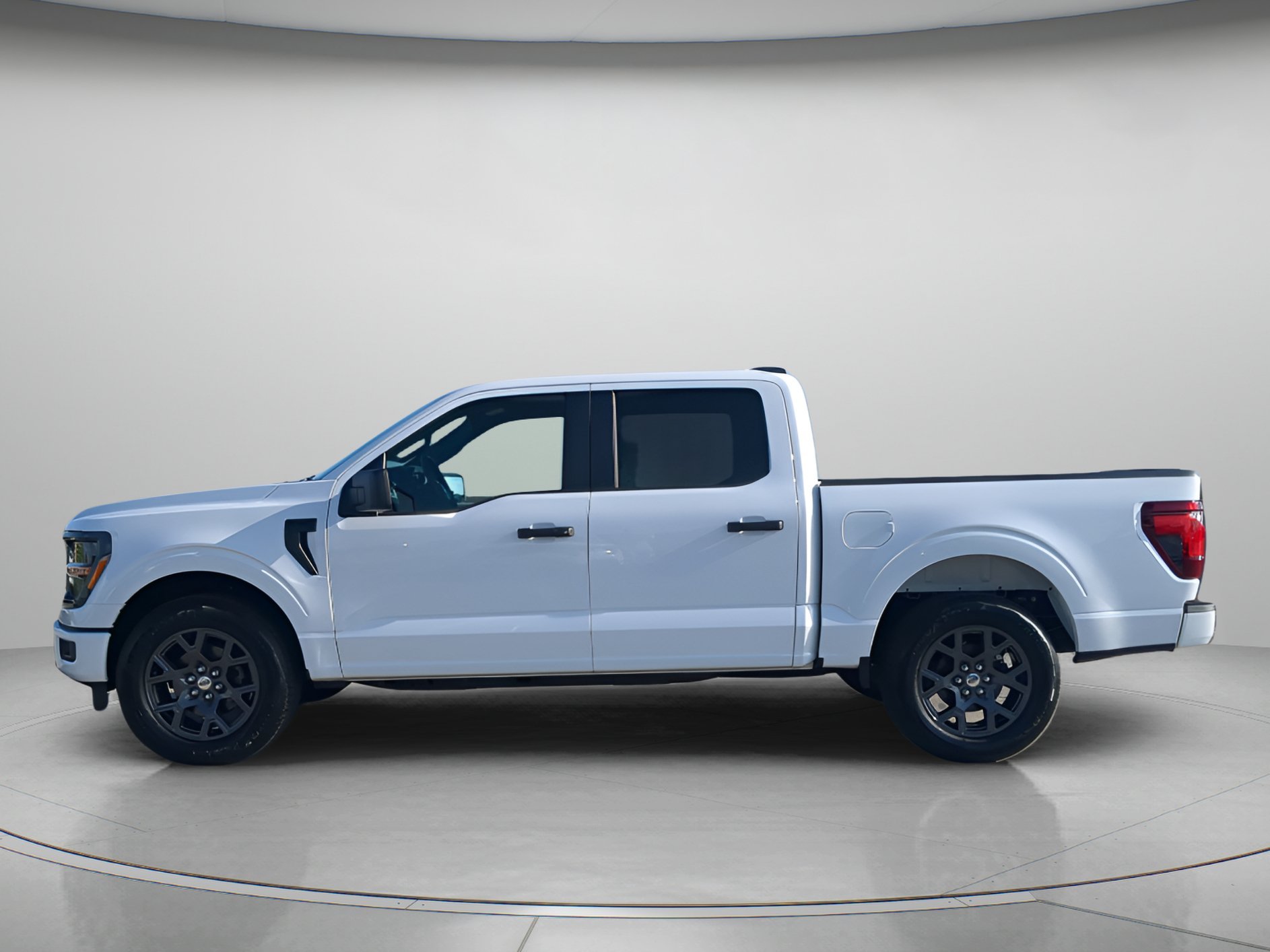 New 2026 Oxford White Ford STX® image 40