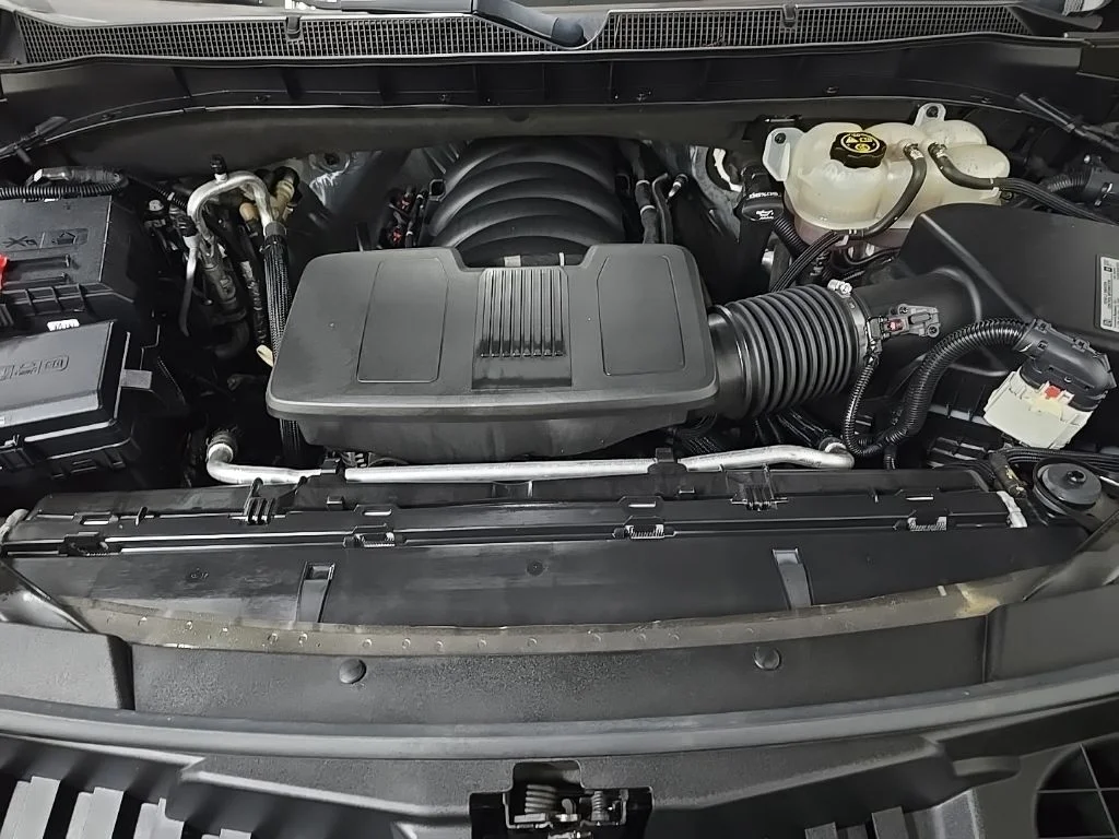 Used 2021 Graywood Metallic Chevrolet LT image 16