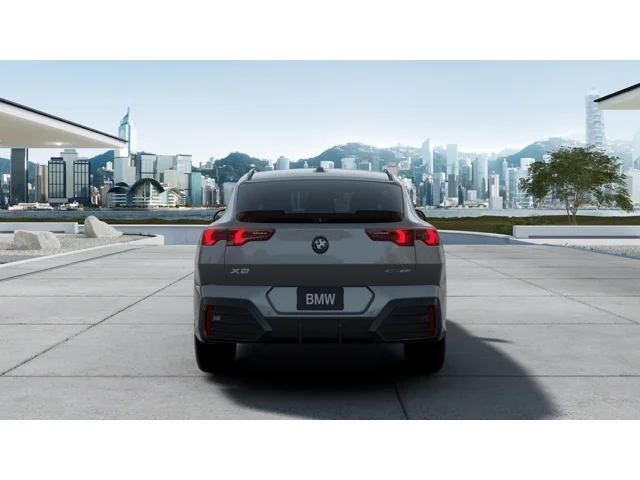 New 2026 Skyscraper Grey Metallic BMW xDrive28i image 5