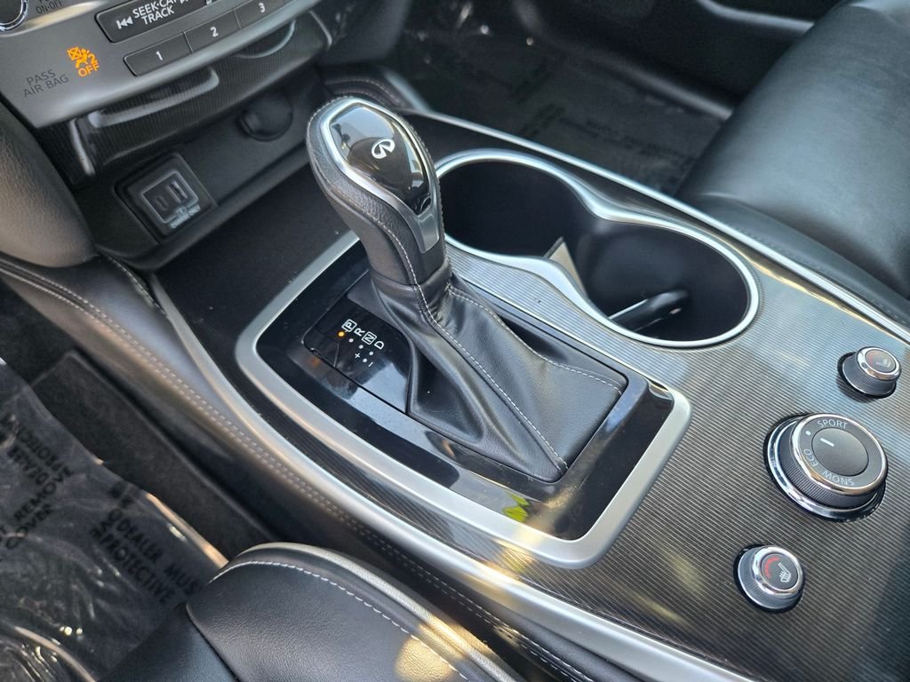 Used 2020 Silver INFINITI PURE image 14