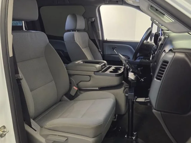 Used 2019 SUMMIT WHITE Chevrolet Work Truck image 16