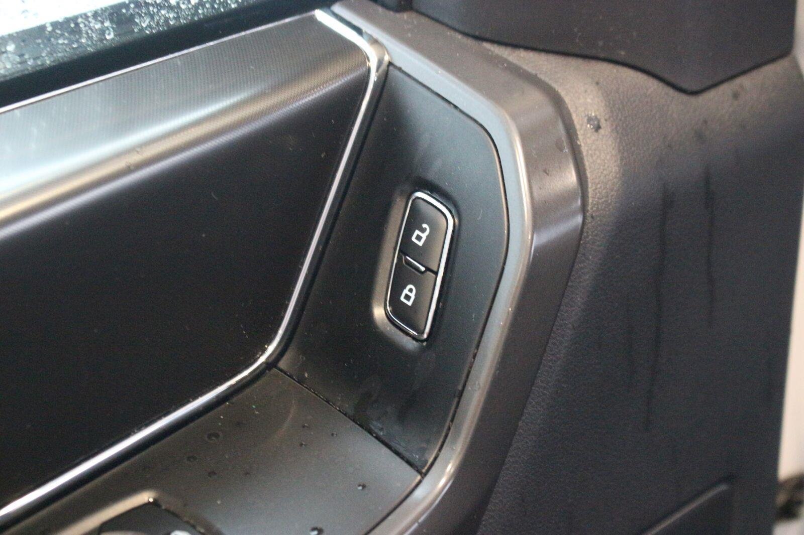 Used 2024 White Ford XLT image 13