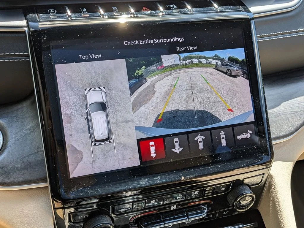 Used 2023 White Jeep Limited image 20