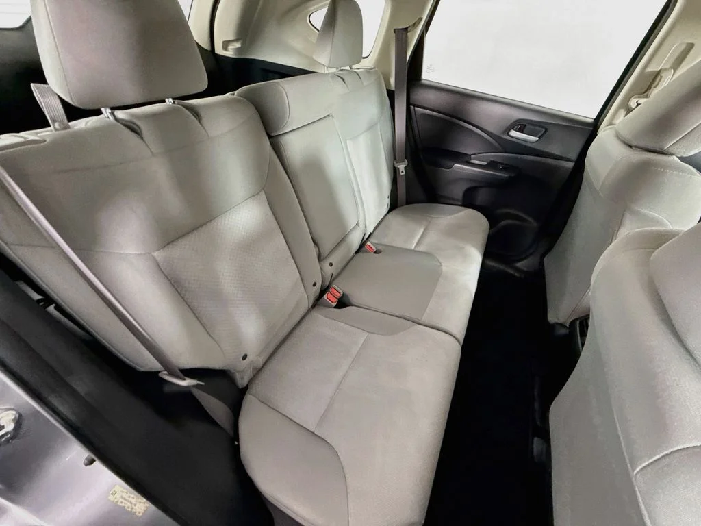 Used 2015 Alabaster Silver Metallic Honda LX image 26