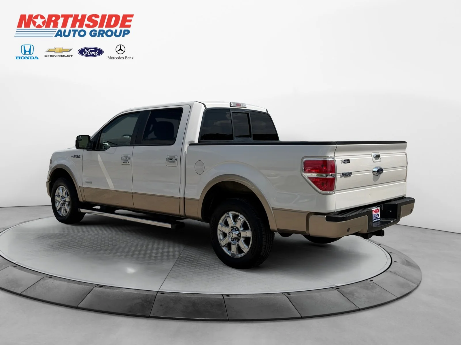 Used 2013 White Platinum Ford Lariat image 5