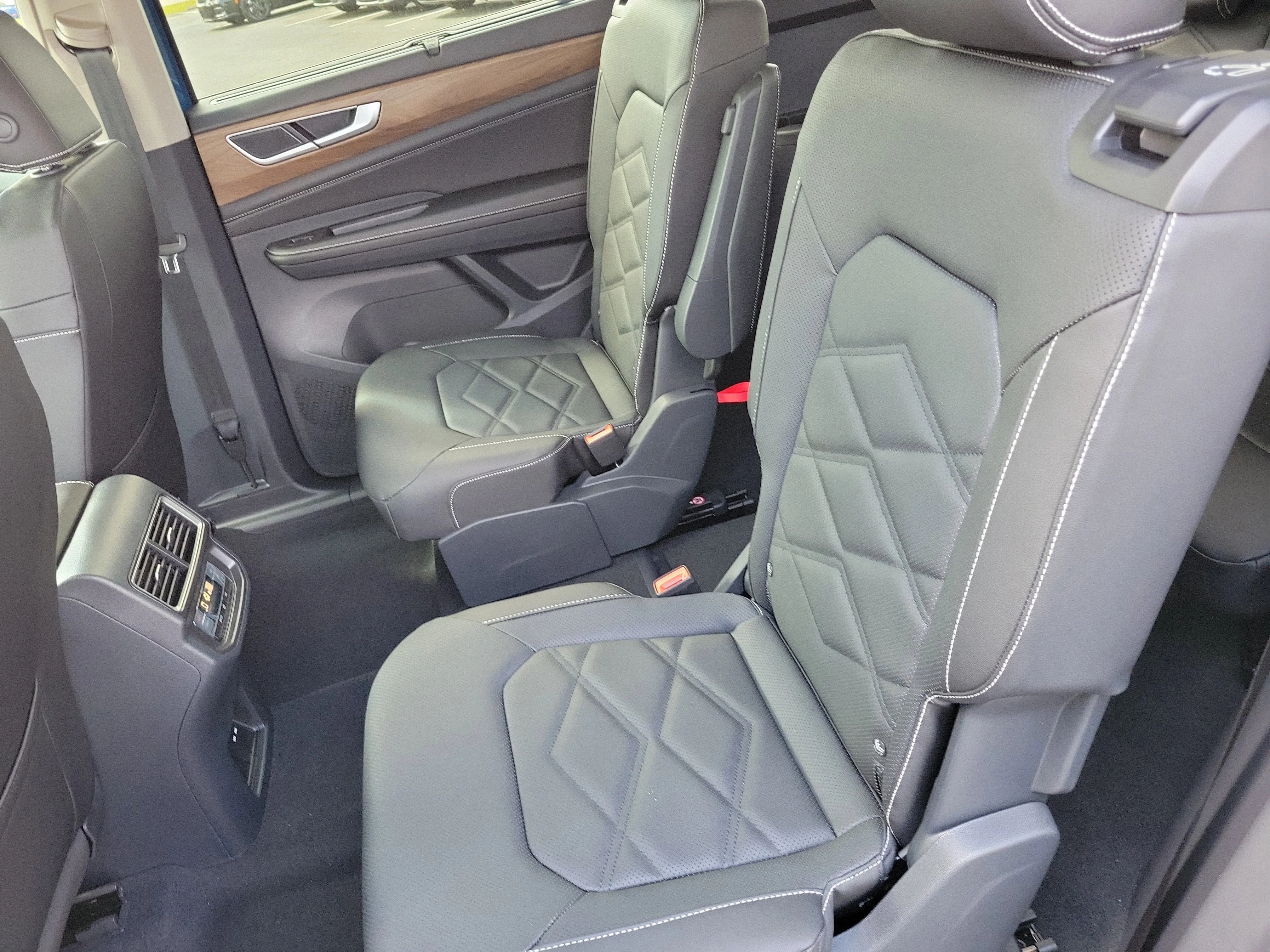 New 2026 Blue Volkswagen 2.0T SE w/Technology image 16