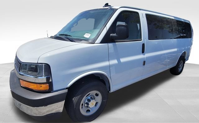New 2026 Summit White Chevrolet 1LT image 1