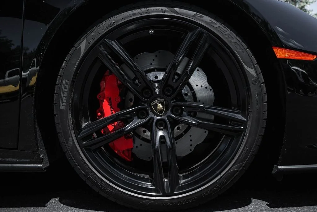 Used 2020 Nero Noctis Lamborghini Base image 16