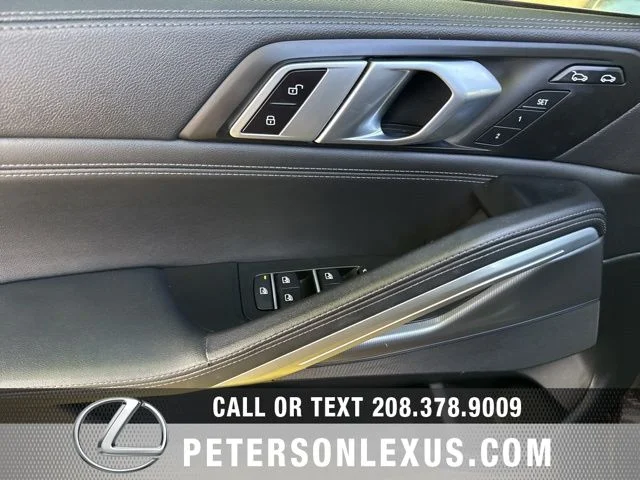 Used 2023 Black BMW xDrive40i image 23